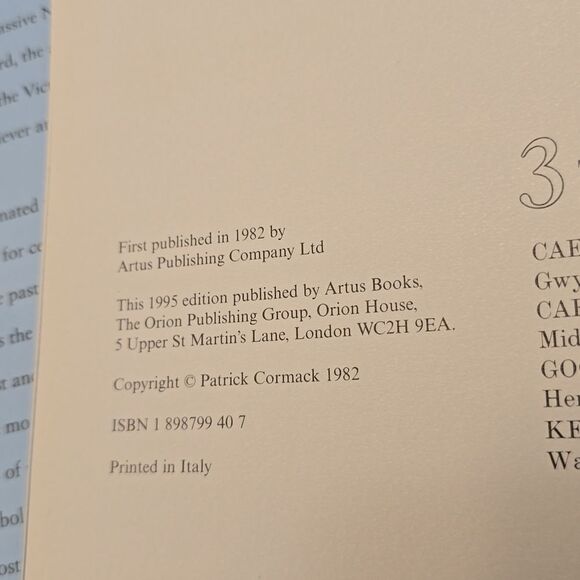 Castles of Britain by Patrick Cormack | Illustrated HC | 1995| Printed ITALY - Picture 11 of 12